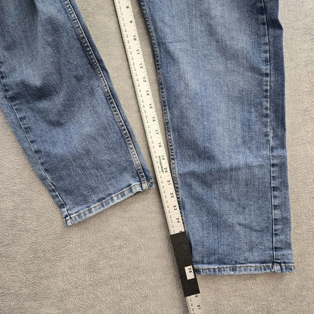 Levis *please carefully